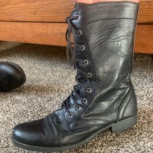 - Black leather American Eagle combat boots